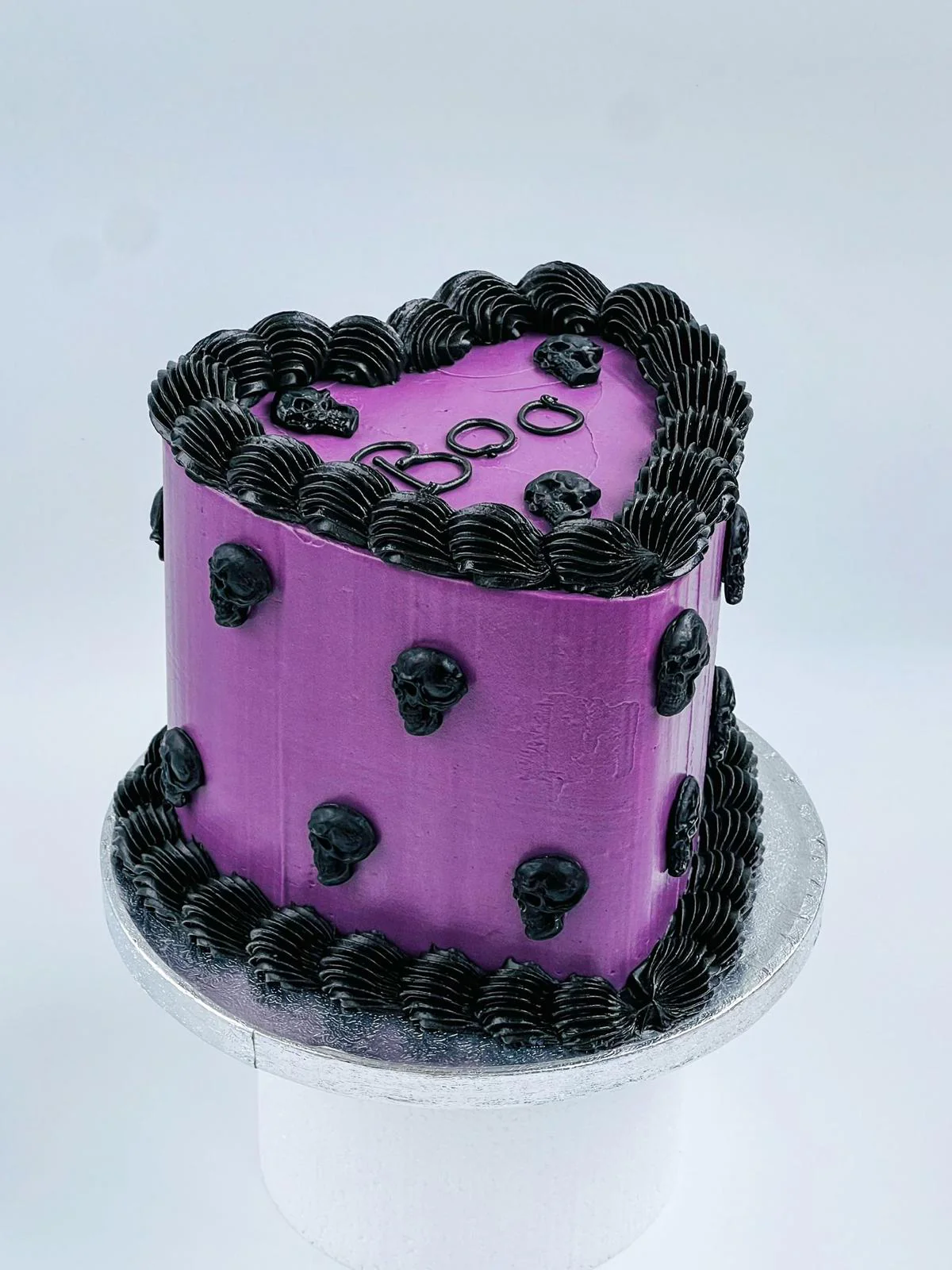 A Bite Is Still A Bite! Heart-shaped Halloween Cake - Image 3