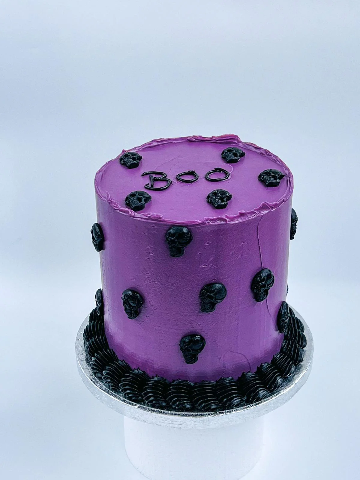 A Bite Is Still A Bite! - Round Halloween Cake - Image 3