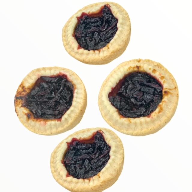 Beetroot and Caramelised Onion Tarts (Vegan)