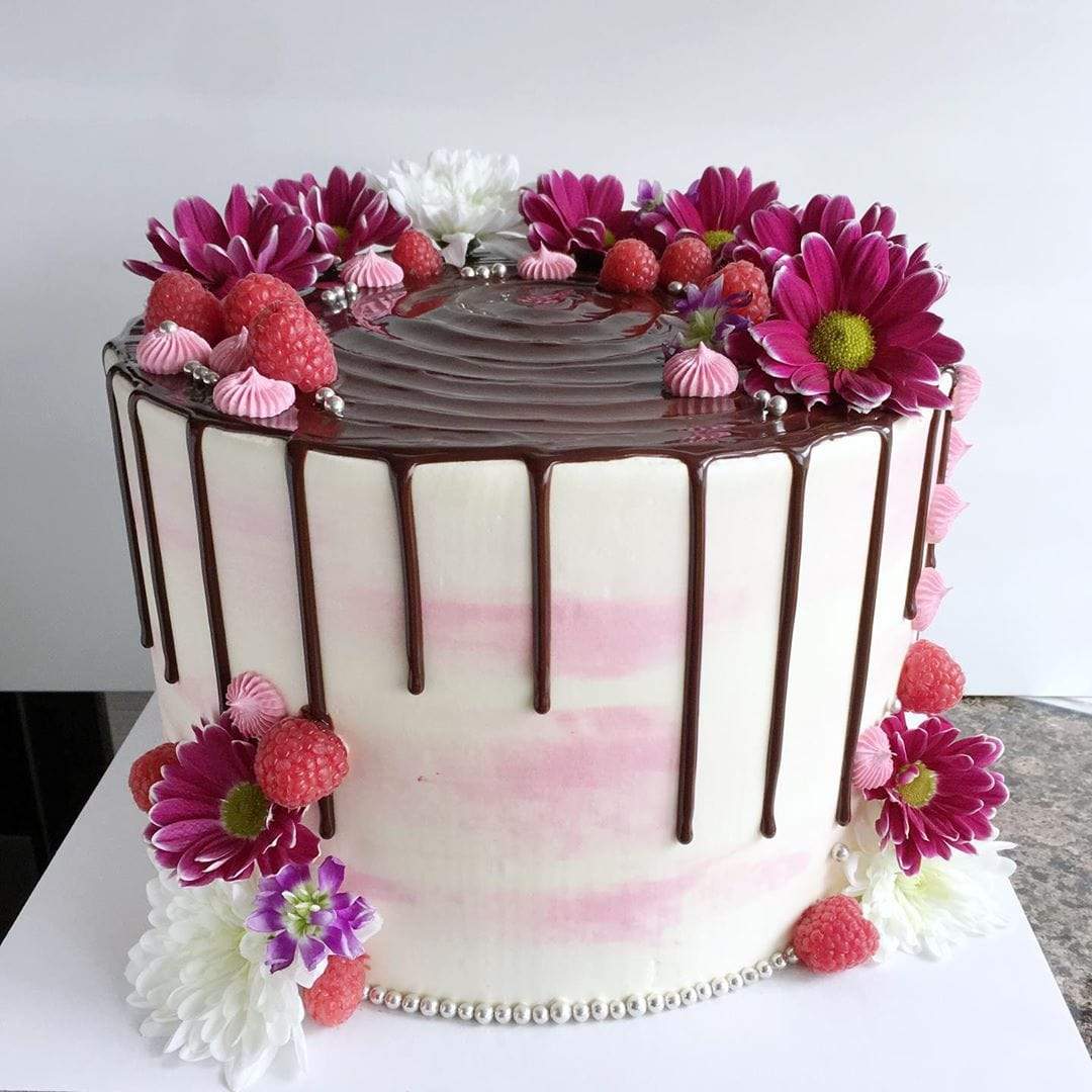 Dripping in Raspberry Cake (48 Hours notice required) - Image 5