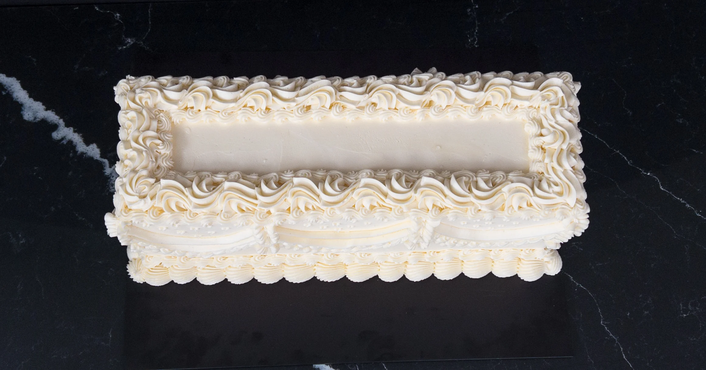 Long Rectangular Vintage Wedding Cake - Image 7