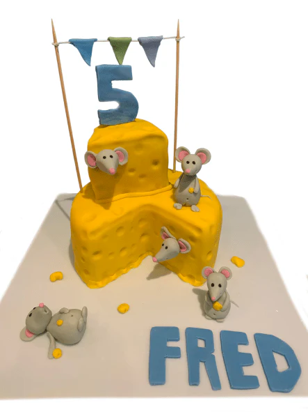 Mouse Cheese Feast Cake